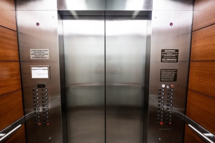 Why one should have Elevator in their Apartment Buildings?