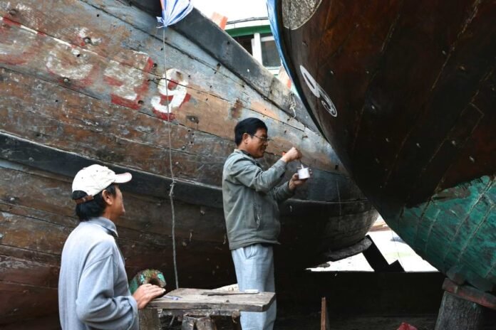 boat repairs